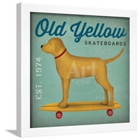 Zlatni pas na skejtbordu bez riječi, životinje uramljene umjetnosti Print Wall Art by Ryan Fowler Prodano